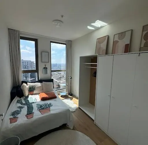 The Crown In Appartement