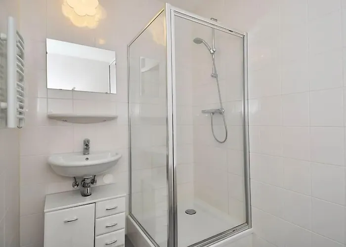 The Crown In * La Haye