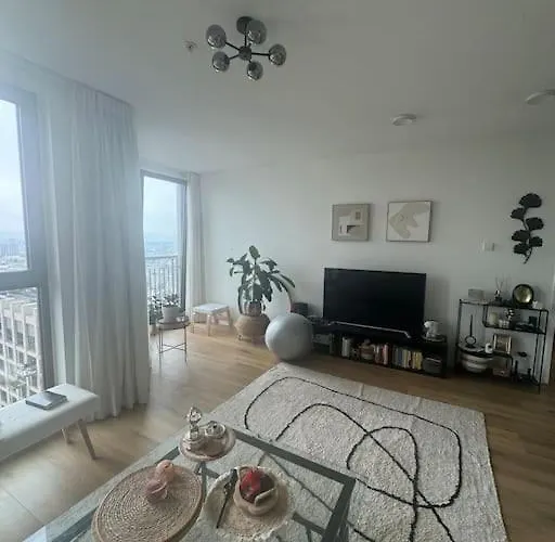 Apartment The Crown In Den Haag